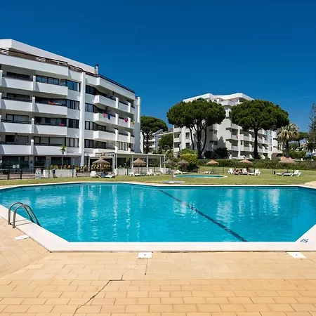 Tennis Golf Mar - Renovado 4 Com Ac E Piscina