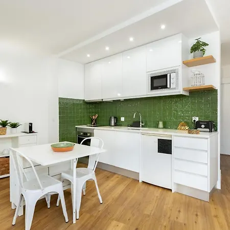 아파트 Tennis Golf Mar - Renovado 4 Com Ac E Piscina